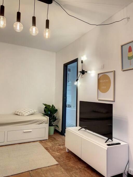 Ibiza -Sublime Studio Place De La Trinite- Netflix Apartment Toulouse Exterior foto